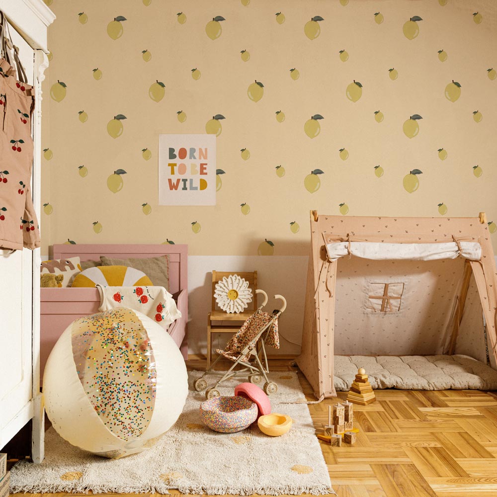 Wallpaper with lemon